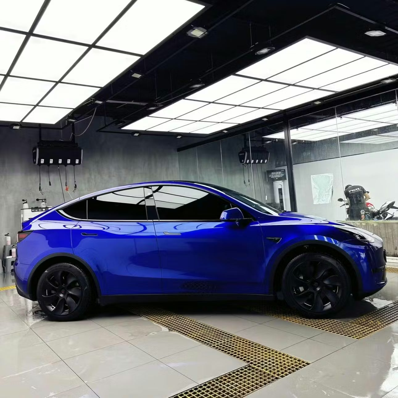 Super Gloss Deep Blue Vinyl Wrap