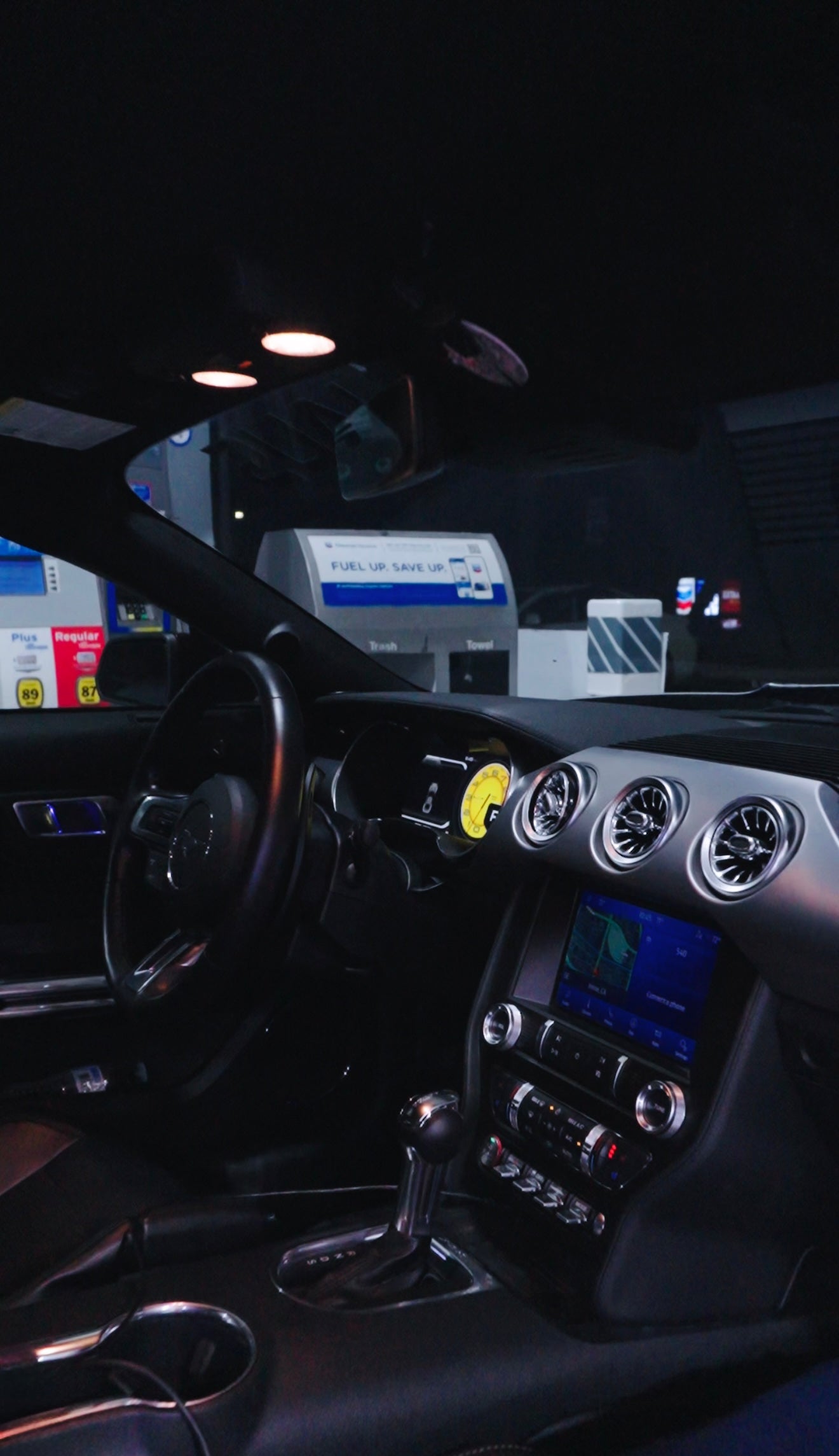 i5Autohaus S550 Mustang Digital Cluster image 3