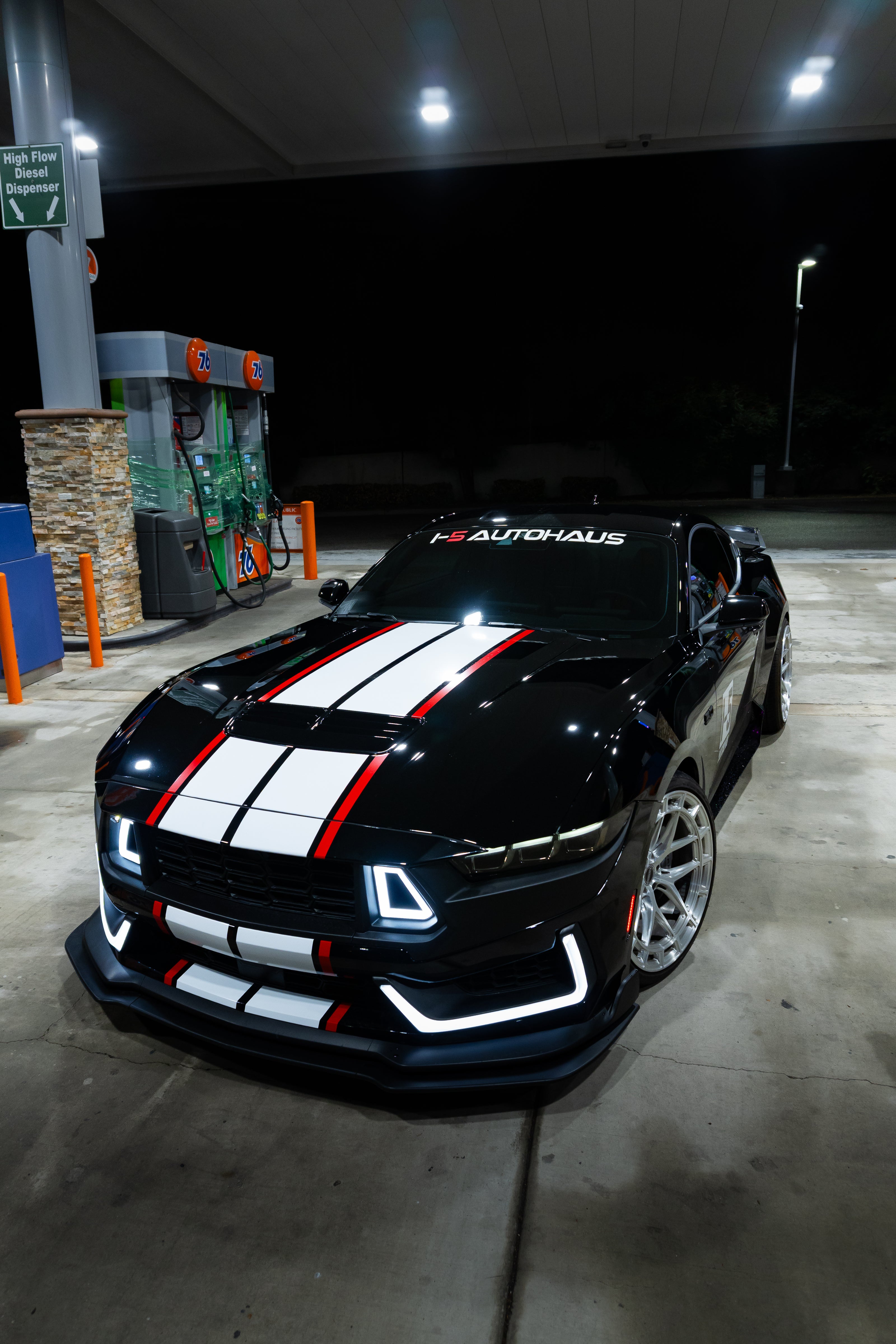 i5Autohaus S650 Racing Stripes image 1