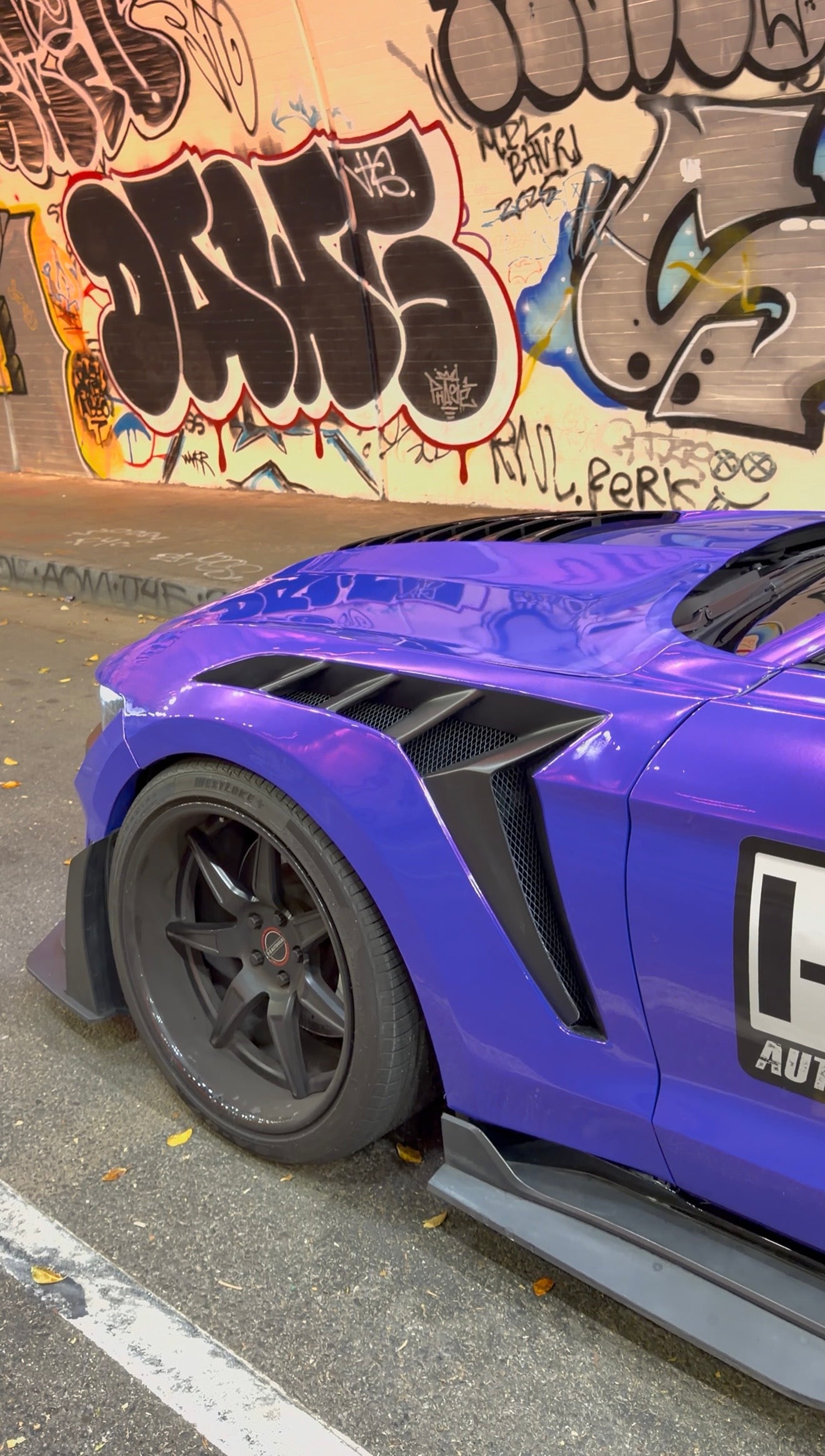Super Gloss Lambo Explosive Purple  Vinyl Wrap