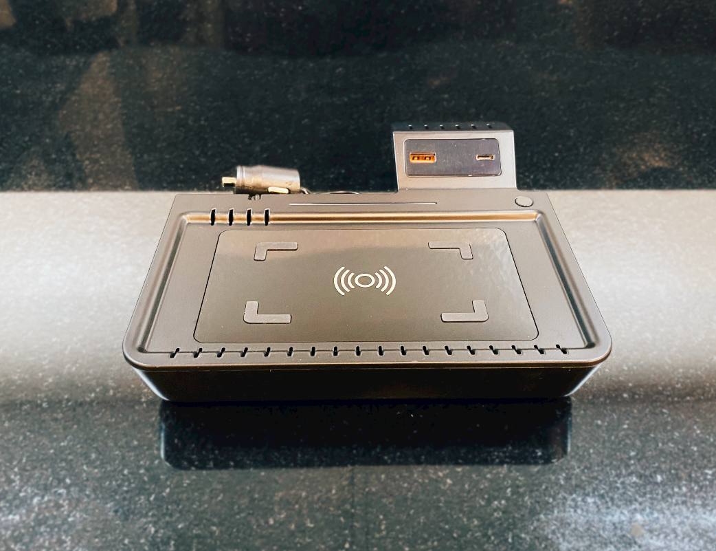 i-5Autohaus Explorer Wireless Fast Charging Pad (20-24)