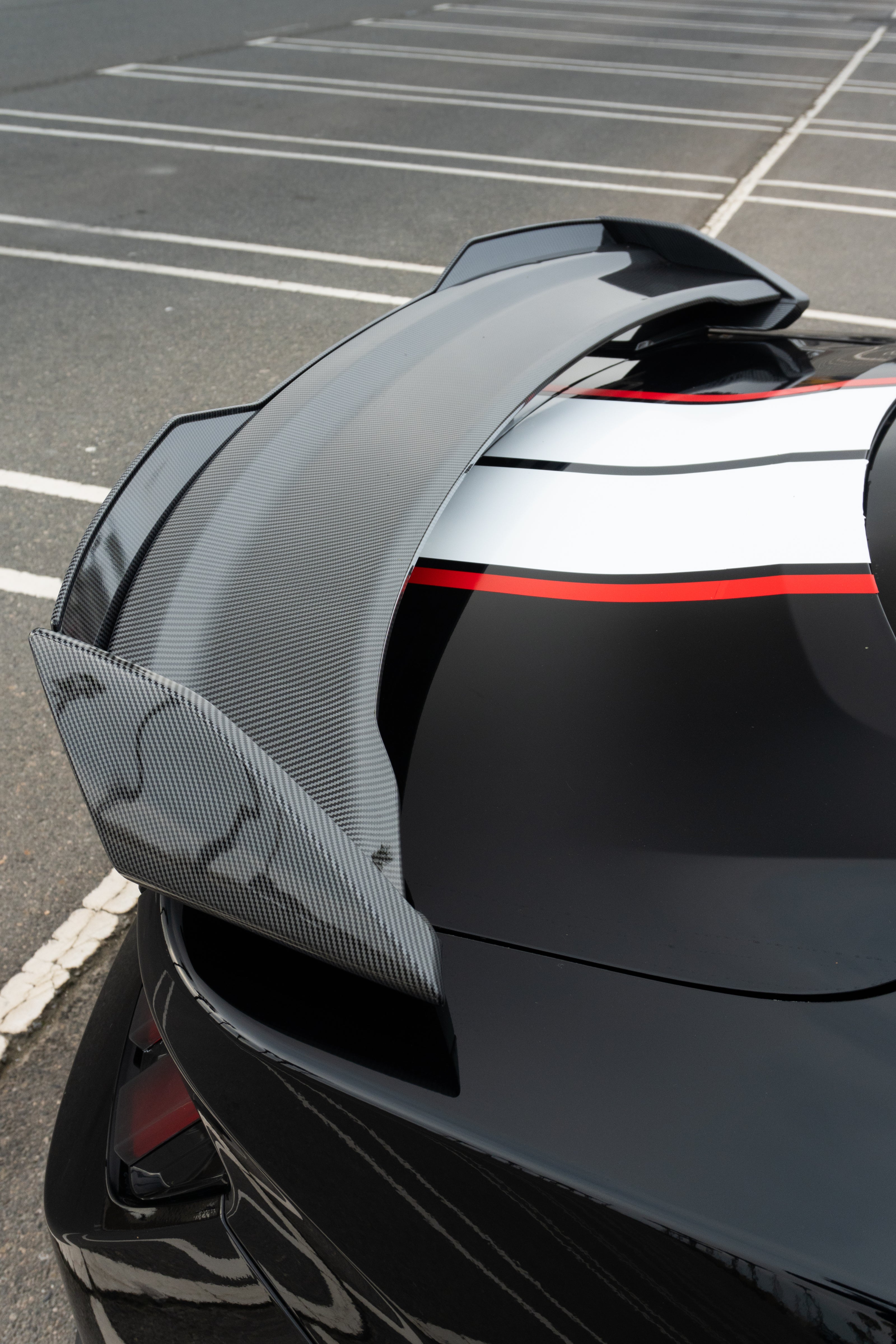 i5Autohuas Carbon Finish Dark Horse  Style Spoiler for 2024-2025 Mustang image 1